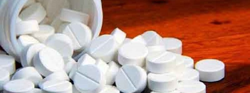 نقش داروهای ضد درد در کاهش عوارض جانبی جراحی فک