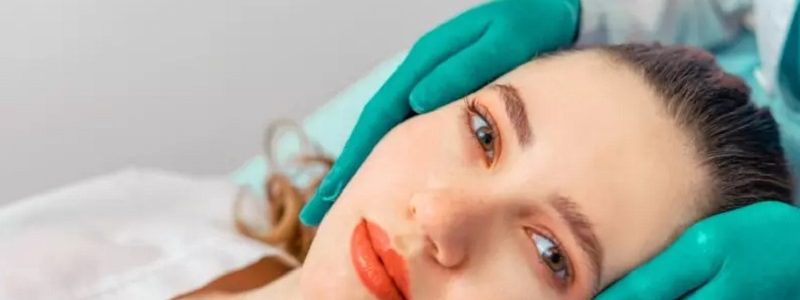 تأثیر آلودگی‌های صنعتی و شیمیایی بر سلامت پوست و نتیجه جراحی