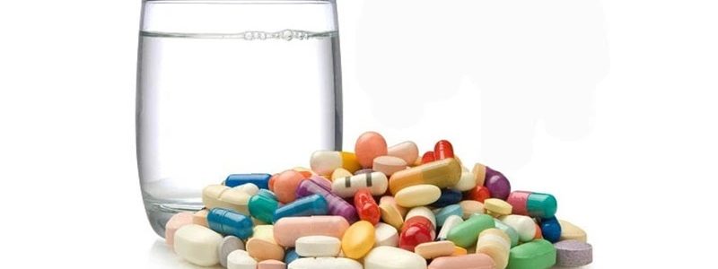 استفاده از داروهای پیشگیرانه برای کاهش عوارض بعد از جراحی بینی