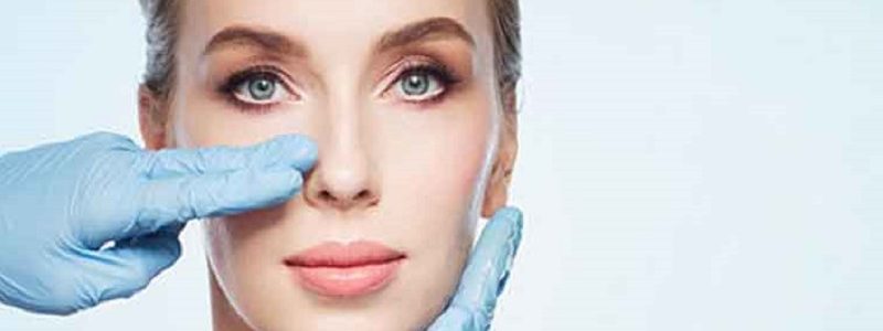 Conditions d'âge pour la rhinoplastie